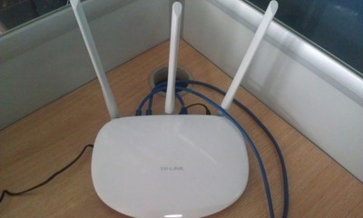 TP-LINK TL-WR885N 450M无线路由器实测体验 性价比之选，稳定高速让生活更惬意